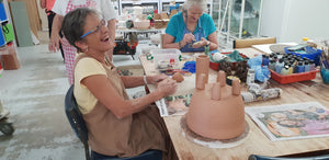 Sajo Star Student February – Dianne Sevior and Taking Your Pottery to the Garden