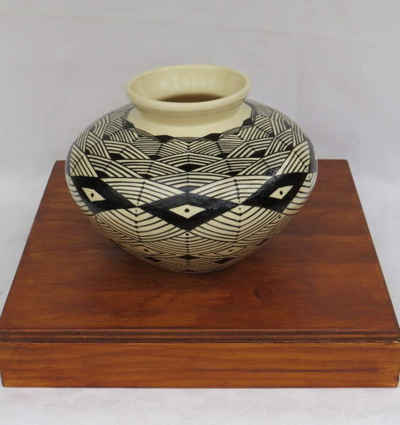 Geometric Vase in Black and White by Georgie Waldron