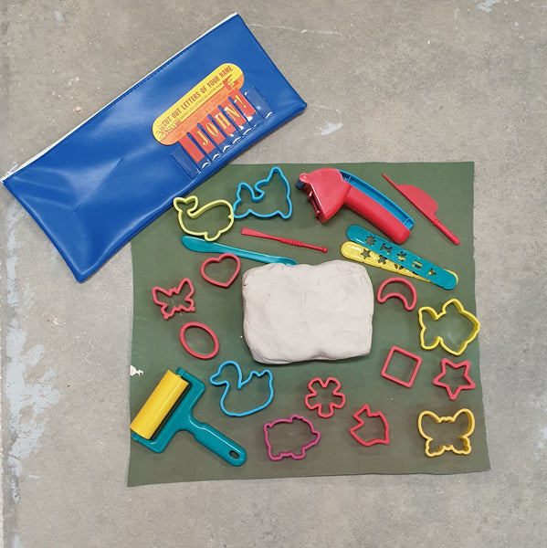 Kids Deluxe At Home Clay Kit
